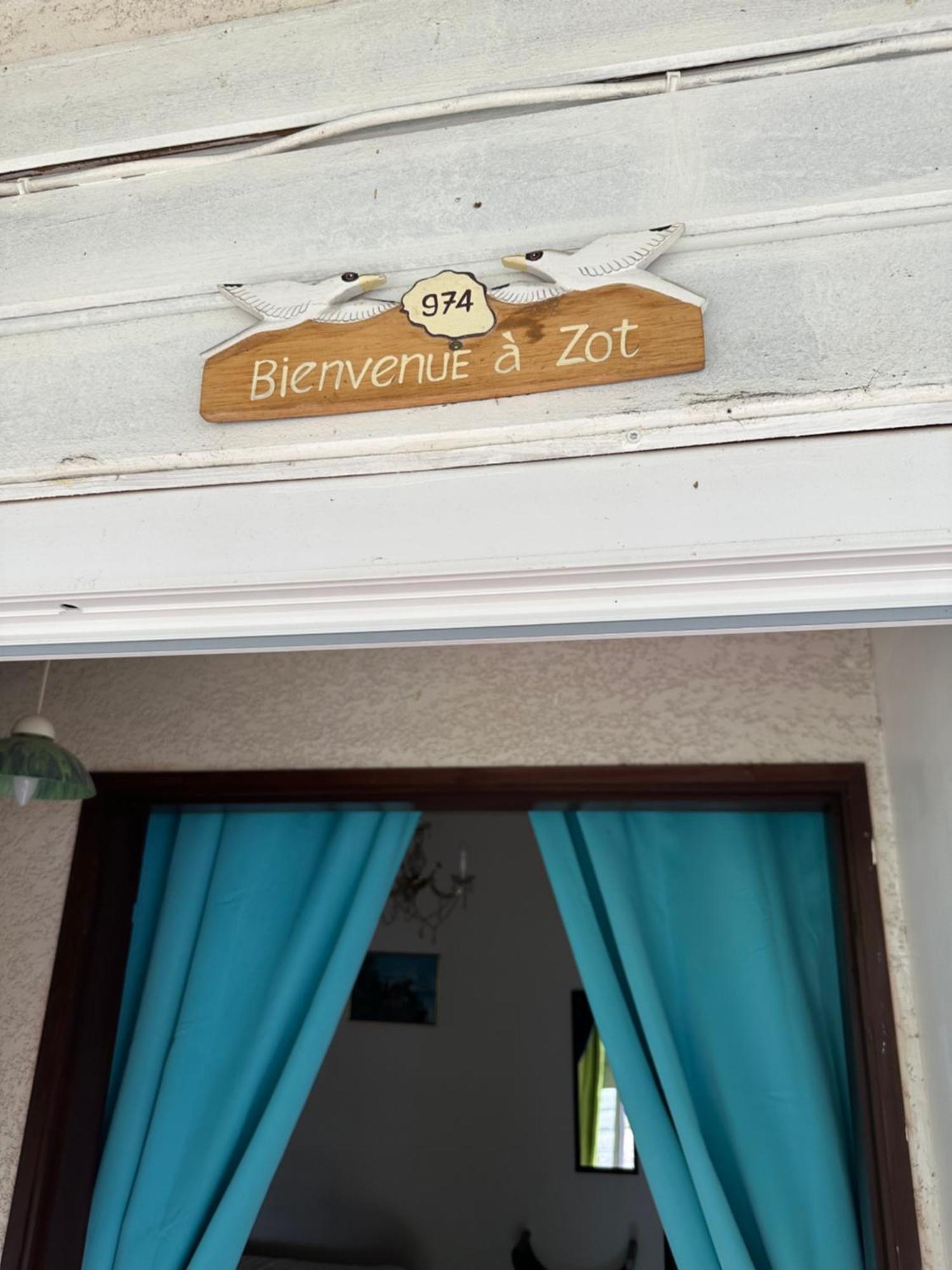 Zoiseaux Pays Bed & Breakfast Saint Pierre Exterior photo